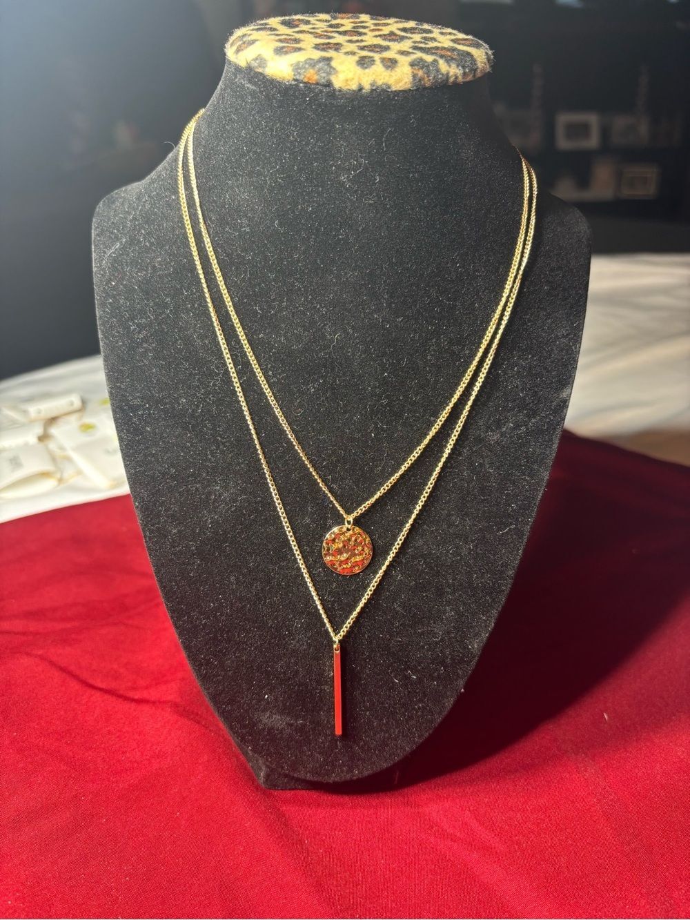 20” New Gold Layered Necklace Textured Disc Pendant